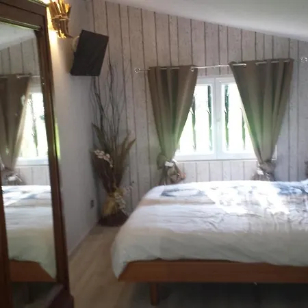 Bed & Breakfast Le Mazet Camplanier *